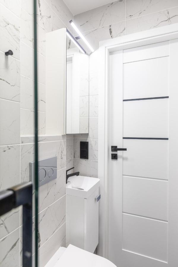 Апартаменти Good Apartament Wola Warsaw Apartament 1 Pokojowy Z Aneksem Екстер'єр фото