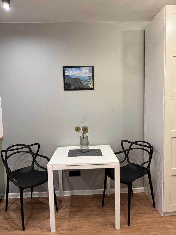 Апартаменти Good Apartament Wola Warsaw Apartament 1 Pokojowy Z Aneksem Екстер'єр фото
