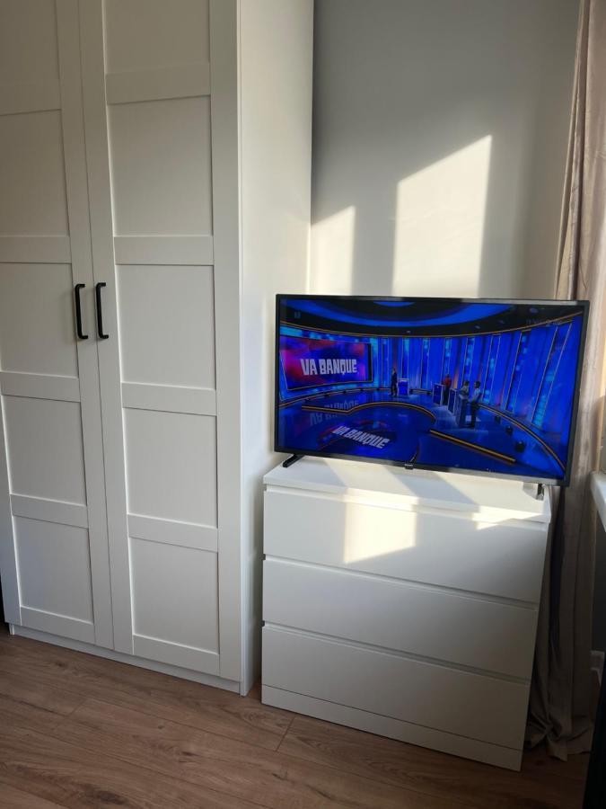 Апартаменти Good Apartament Wola Warsaw Apartament 1 Pokojowy Z Aneksem Екстер'єр фото